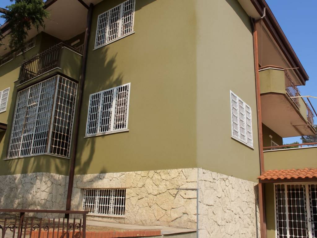 casa indipendente in vendita a Roma in zona Torrevecchia