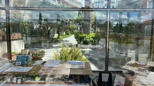 appartamento in vendita a Roma in zona Tomba di Nerone