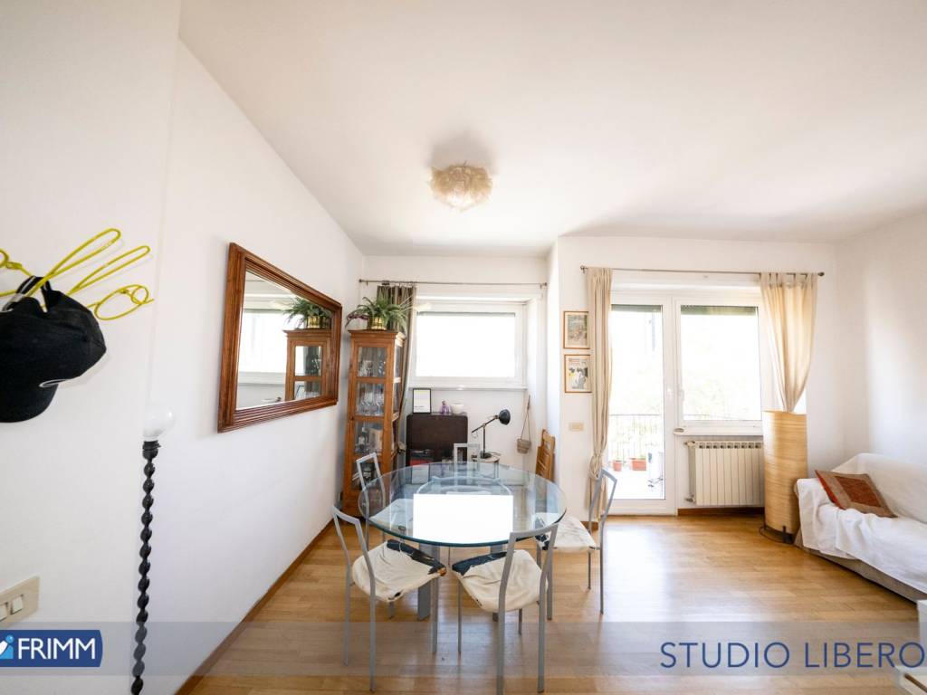 appartamento in vendita a Roma in zona Ostiense
