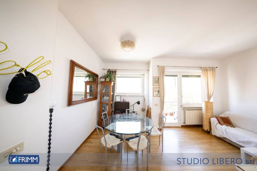 appartamento in vendita a Roma in zona Ostiense