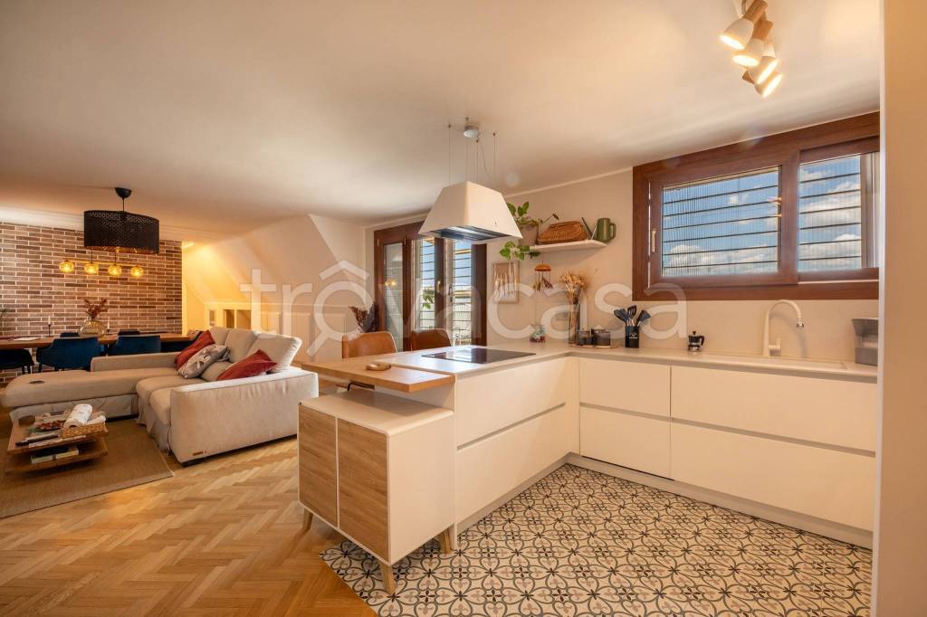 appartamento in vendita a Roma in zona Monte Sacro/Talenti