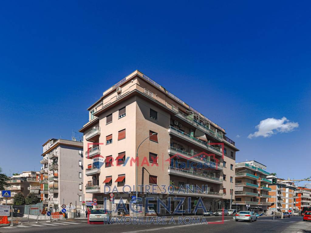 appartamento in vendita a Roma in zona Aurelio