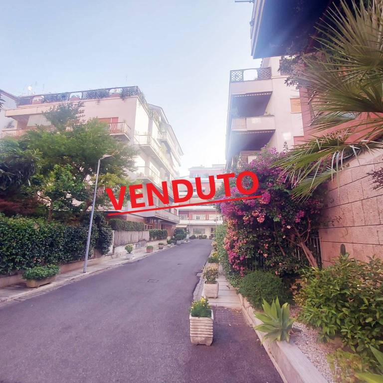 appartamento in vendita a Roma in zona Aurelio