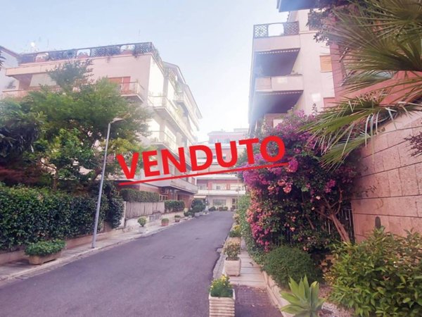 appartamento in vendita a Roma in zona Aurelio