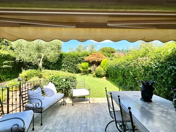 casa indipendente in vendita a Roma in zona Olgiata