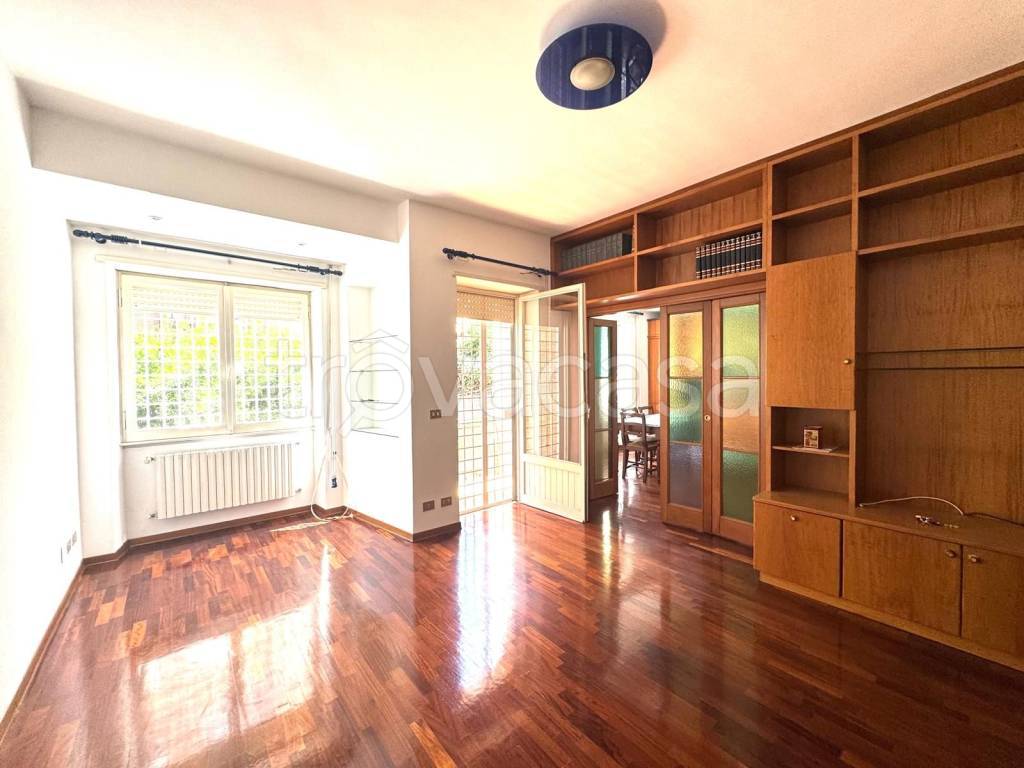 appartamento in vendita a Roma in zona Gianicolense