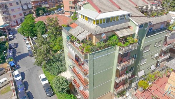 appartamento in vendita a Roma