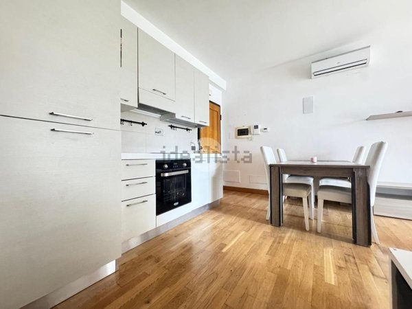 appartamento in vendita a Roma in zona Fonte Laurentina