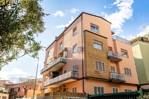 appartamento in vendita a Roma in zona Primavalle