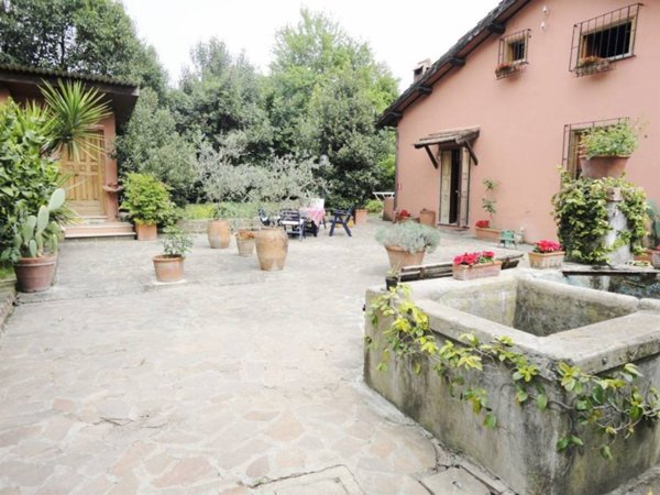 casa indipendente in vendita a Roma in zona Grottarossa