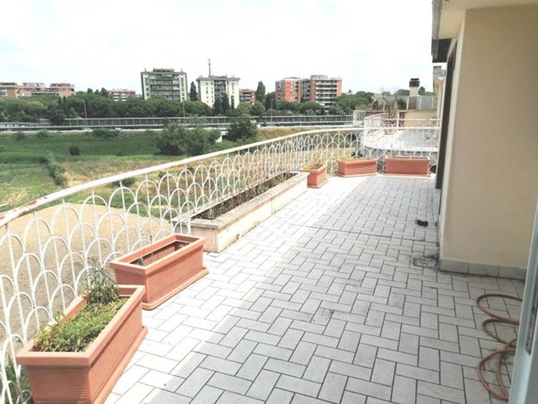 appartamento in vendita a Roma in zona Mezzocammino