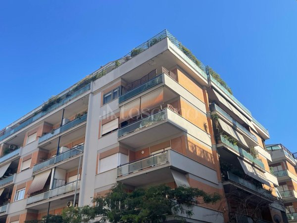 appartamento in vendita a Roma in zona Ostia