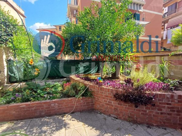 appartamento in vendita a Roma in zona Torre Maura
