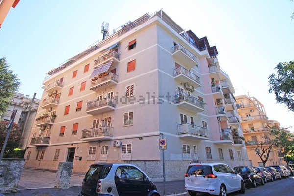 appartamento in vendita a Roma in zona Ardeatino