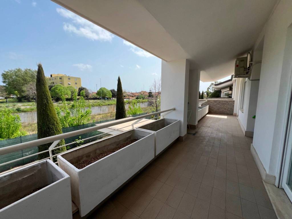appartamento in vendita a Roma in zona Dragona/Bagnoletto