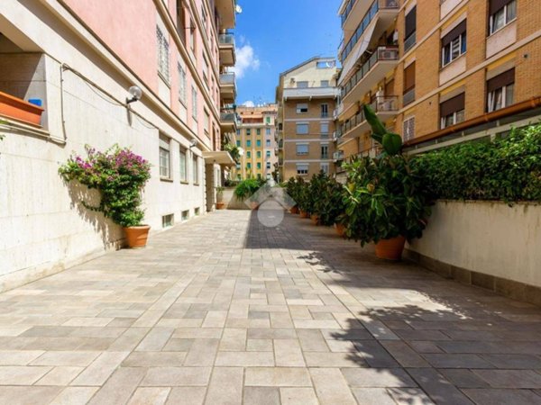 appartamento in vendita a Roma in zona Nomentano