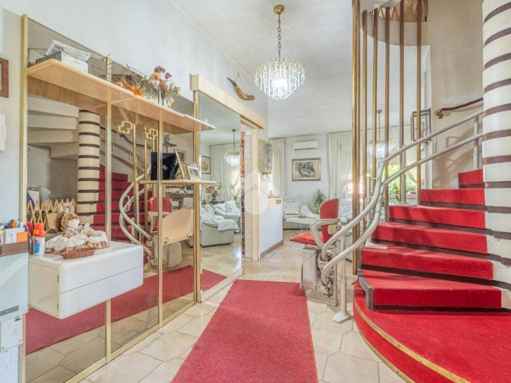 casa indipendente in vendita a Roma in zona Infernetto