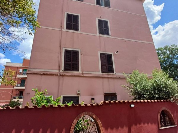 appartamento in vendita a Roma in zona Prenestino-Centocelle