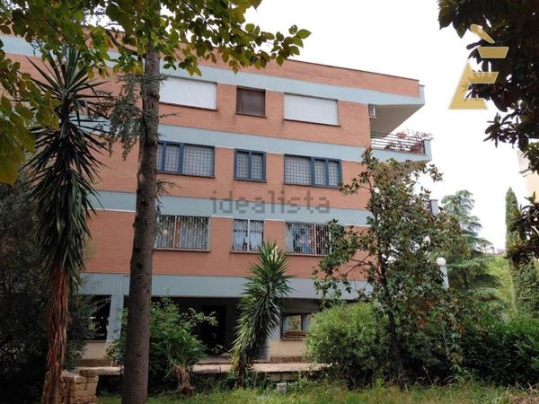 appartamento in vendita a Roma in zona Ponte Mammolo