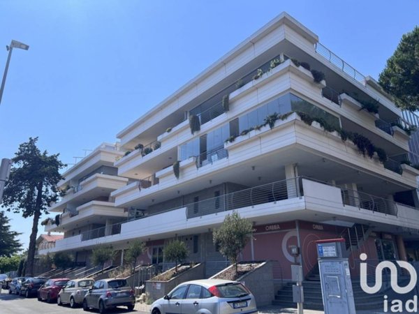 appartamento in vendita a Roma in zona Acilia