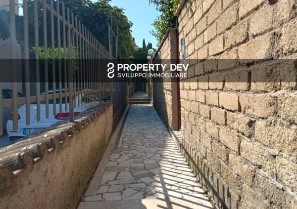 casa indipendente in vendita a Roma in zona Labaro