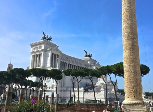 appartamento in vendita a Roma in zona Trevi-Colonna