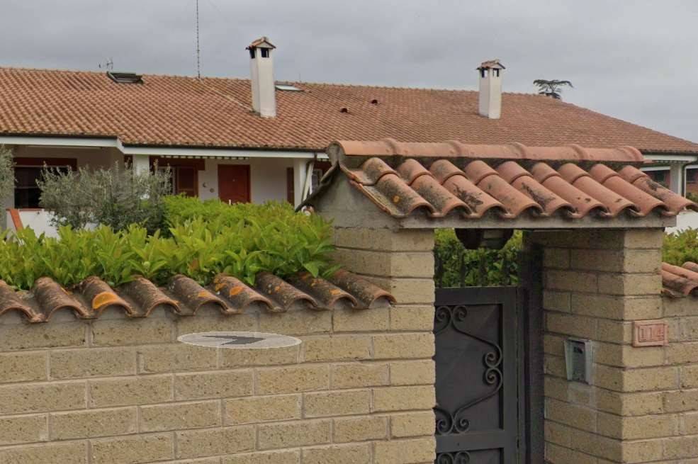 casa indipendente in vendita a Roma in zona Infernetto