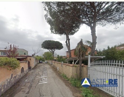 casa indipendente in vendita a Roma in zona Infernetto