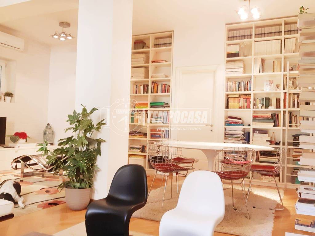appartamento in vendita a Roma in zona Tor di Quinto