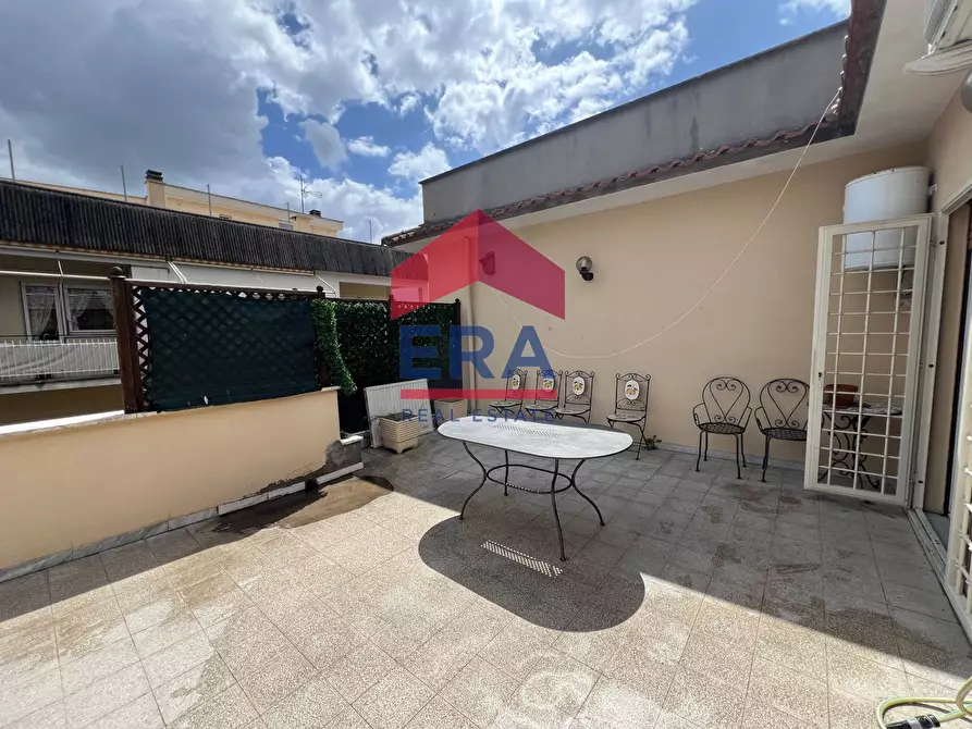 appartamento in vendita a Roma in zona Tomba di Nerone