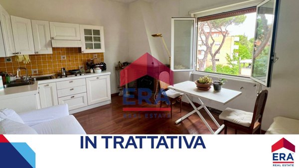appartamento in vendita a Roma in zona Tomba di Nerone