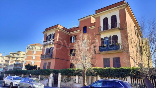 appartamento in vendita a Roma in zona Ostia