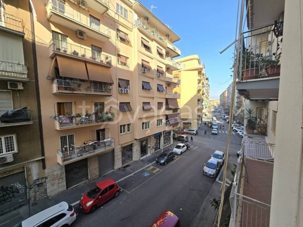 appartamento in vendita a Roma in zona Tuscolano