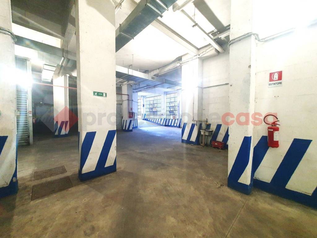 casa indipendente in vendita a Roma in zona Tuscolano