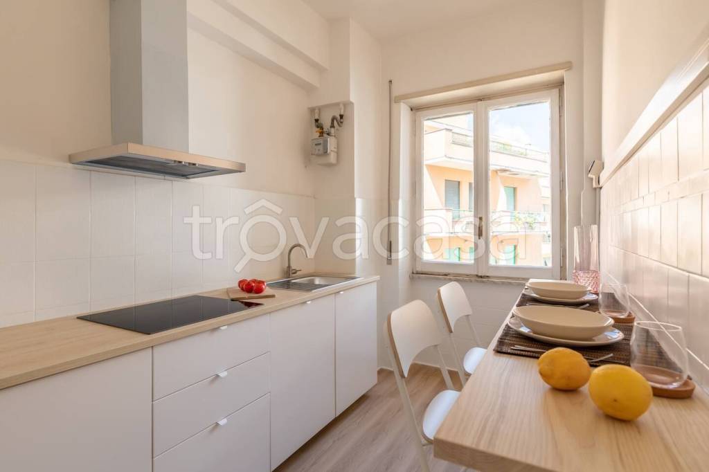 appartamento in vendita a Roma in zona Della Vittoria
