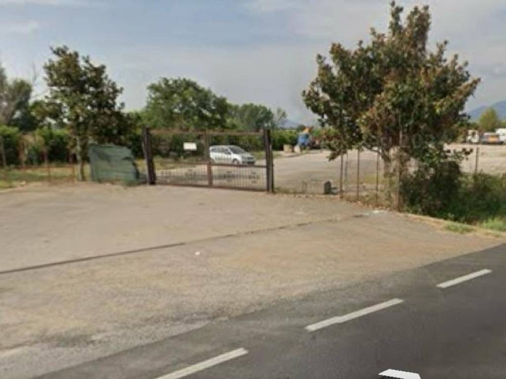 terreno agricolo in vendita a Roma in zona Lunghezza