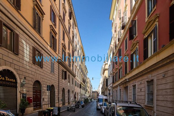 appartamento in vendita a Roma in zona Rione Monti/Campitelli