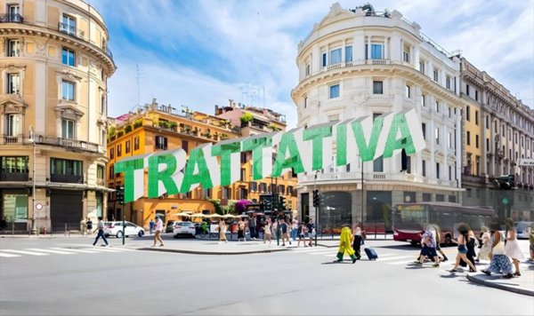 appartamento in vendita a Roma in zona Trevi-Colonna