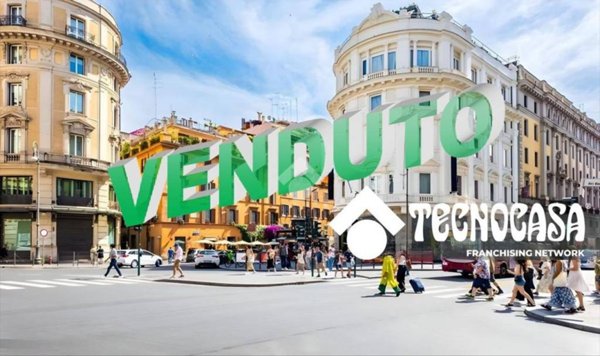 appartamento in vendita a Roma in zona Trevi-Colonna