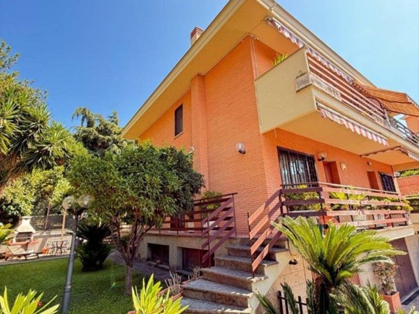 casa indipendente in vendita a Roma in zona La Pisana