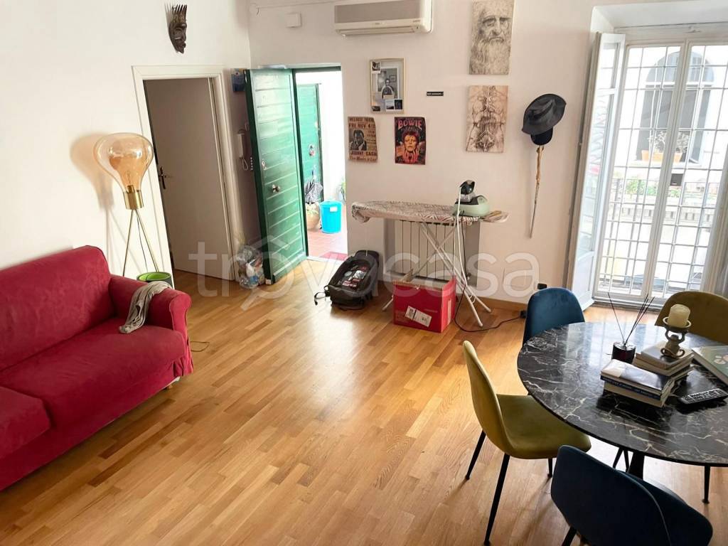 appartamento in vendita a Roma in zona Parione/Sant'Eustachio
