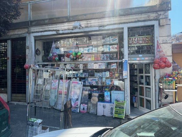 negozio in vendita a Roma