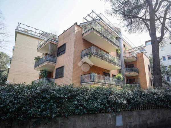 appartamento in vendita a Roma in zona Tor di Quinto