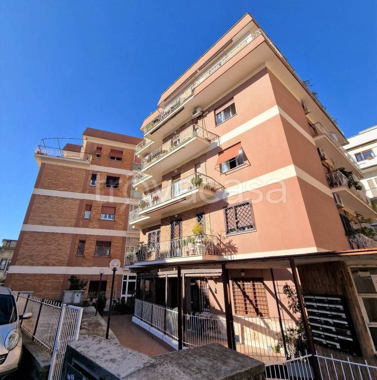 appartamento in vendita a Roma in zona Alessandrino
