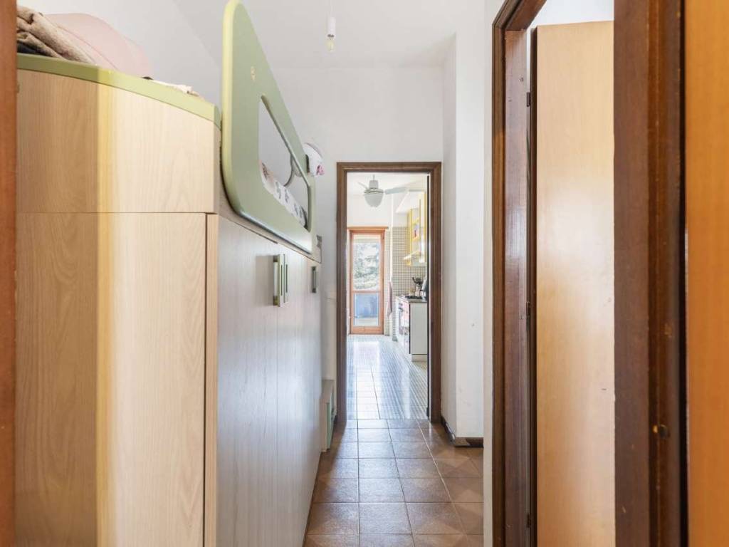 appartamento in vendita a Roma in zona Mostacciano