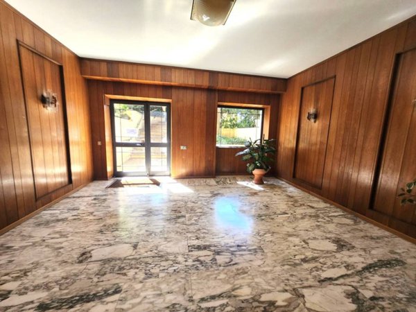 appartamento in vendita a Roma in zona Mostacciano