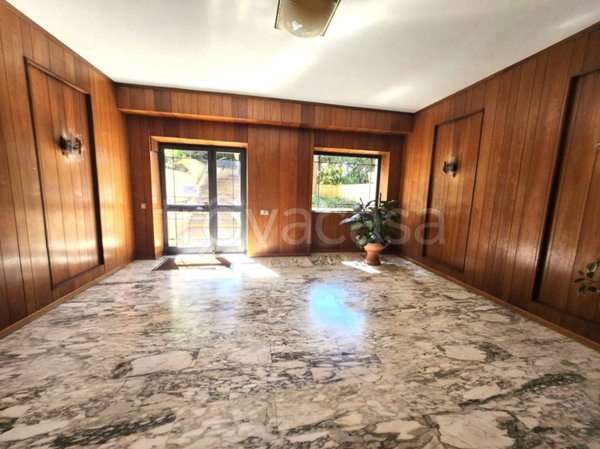 appartamento in vendita a Roma in zona Mostacciano