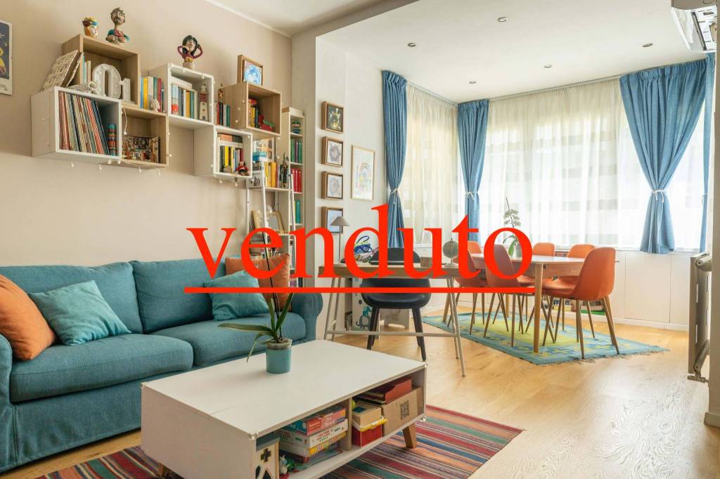appartamento in vendita a Roma in zona EUR