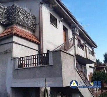 appartamento in vendita a Roma in zona Castel di Leva