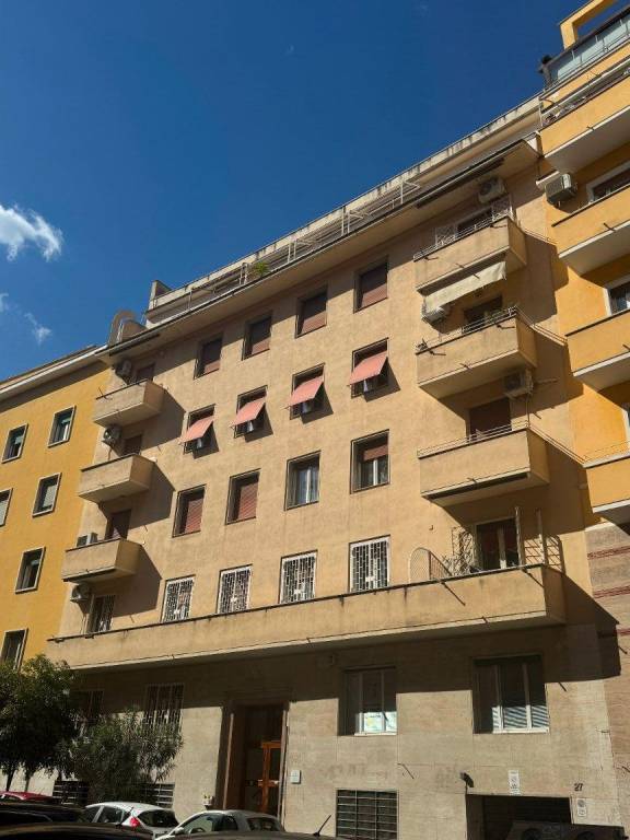 appartamento in vendita a Roma in zona Nomentano